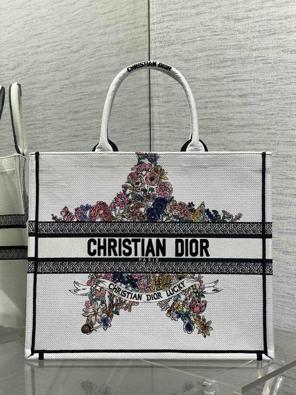 2025New Tote 00107